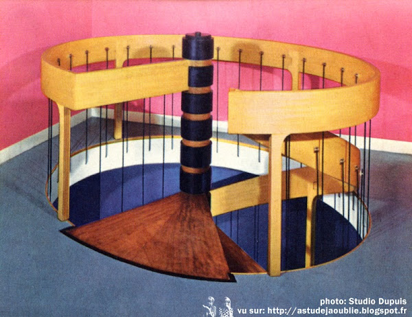 La Celle-Saint-Cloud - Maison Foulquier  Architectes: Boudriot, Lamorlette  Décoration: Janette Laverrière (C.A.I.M.) Créateurs d’Architecture d’Intérieur et de Modèles.  Construction: 1961 - 1962