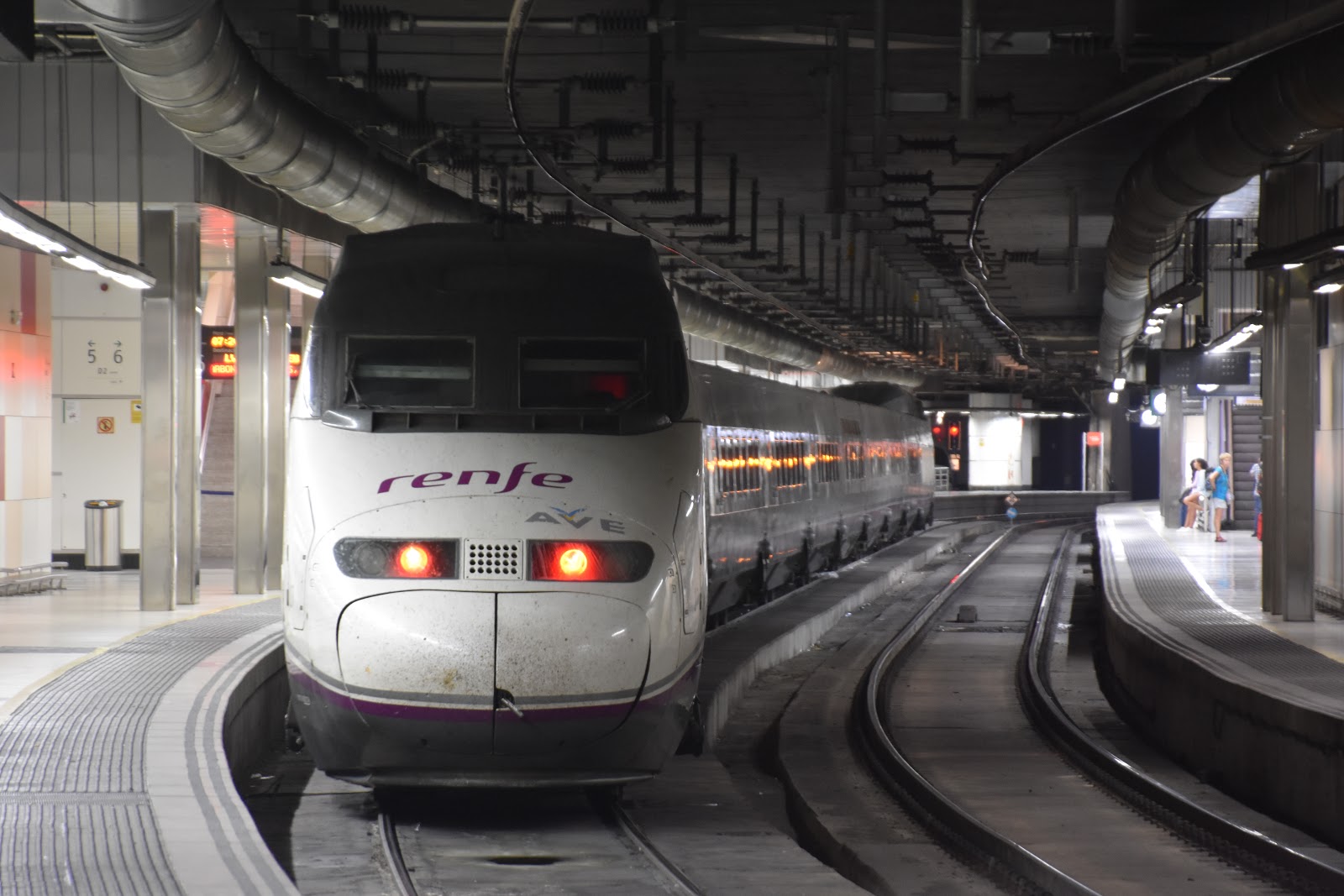 Trains and other things Barcelona to Bilbao