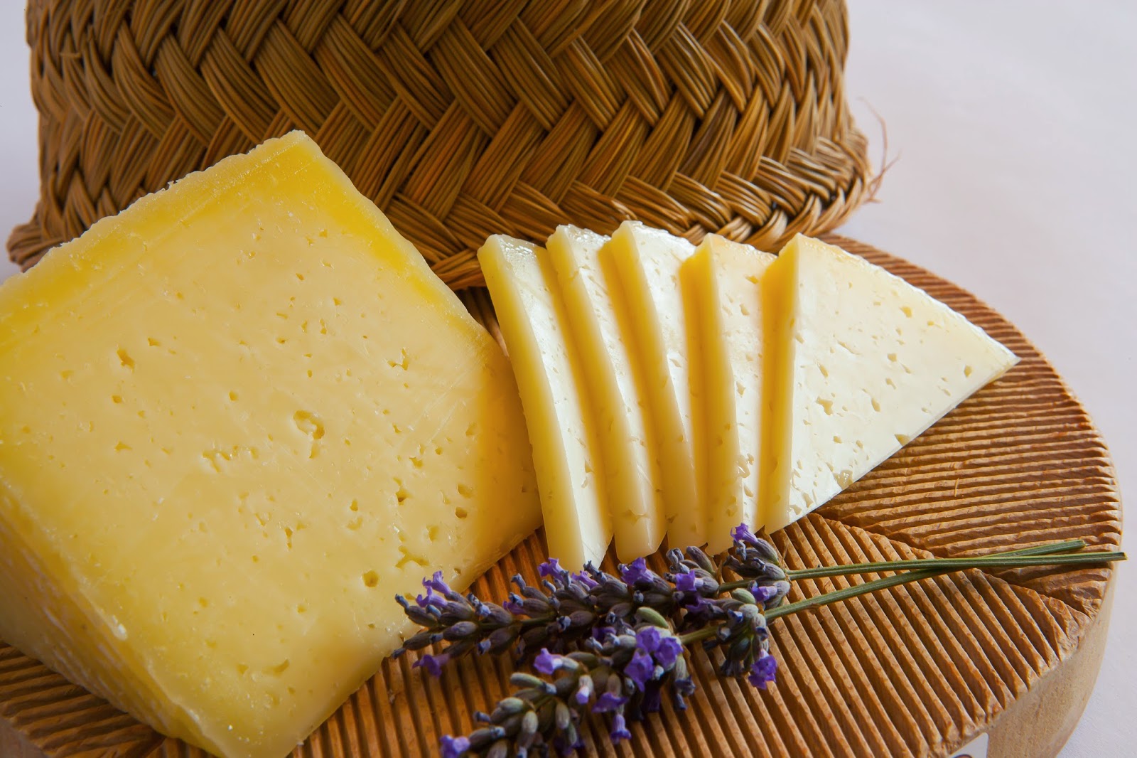 Wine Beer Cheese : Manchego: A Spanish Classic Wine Beer Cheese : Manchego: A Spanish Classic