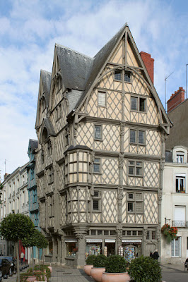 "Maison Adam Angers" by Coyau / Wikimedia Commons. Licensed under CC BY-SA 3.0 via Wikimedia Commons - http://commons.wikimedia.org/wiki/File:Maison_Adam_Angers.jpg#/media/File:Maison_Adam_Angers.jpg