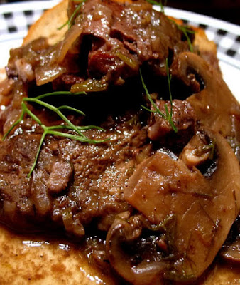 slow cooker wine-braised beef shanks