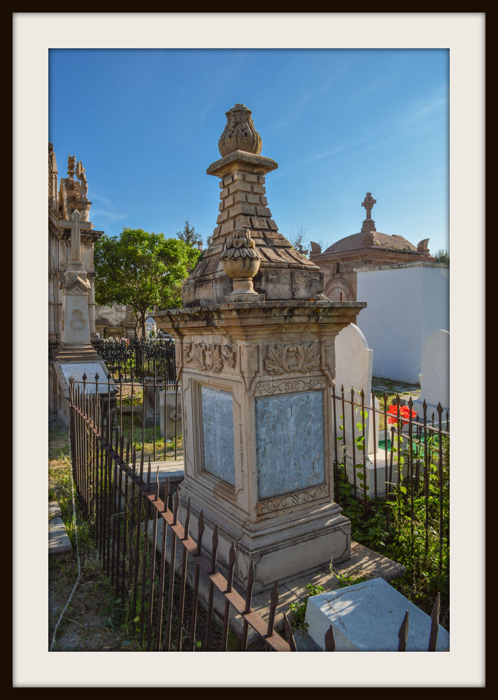 Cementerios de México Clasificación de Tumbas Mexicanas