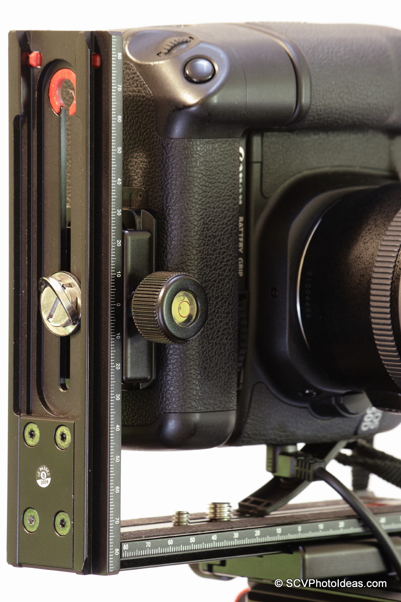 Camera attachment on Giottos MH680VR