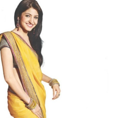 Anushka Sharma Yellow Saree