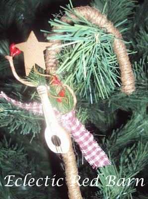 jute covered pipe cleaner with Christmas decorations