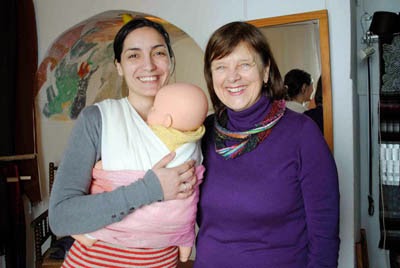 charlas de café lastrend maria de nilo artesanía moda portabebés mantas maternidad paternidad entrevista jóvenes promesas galicia helena loermans