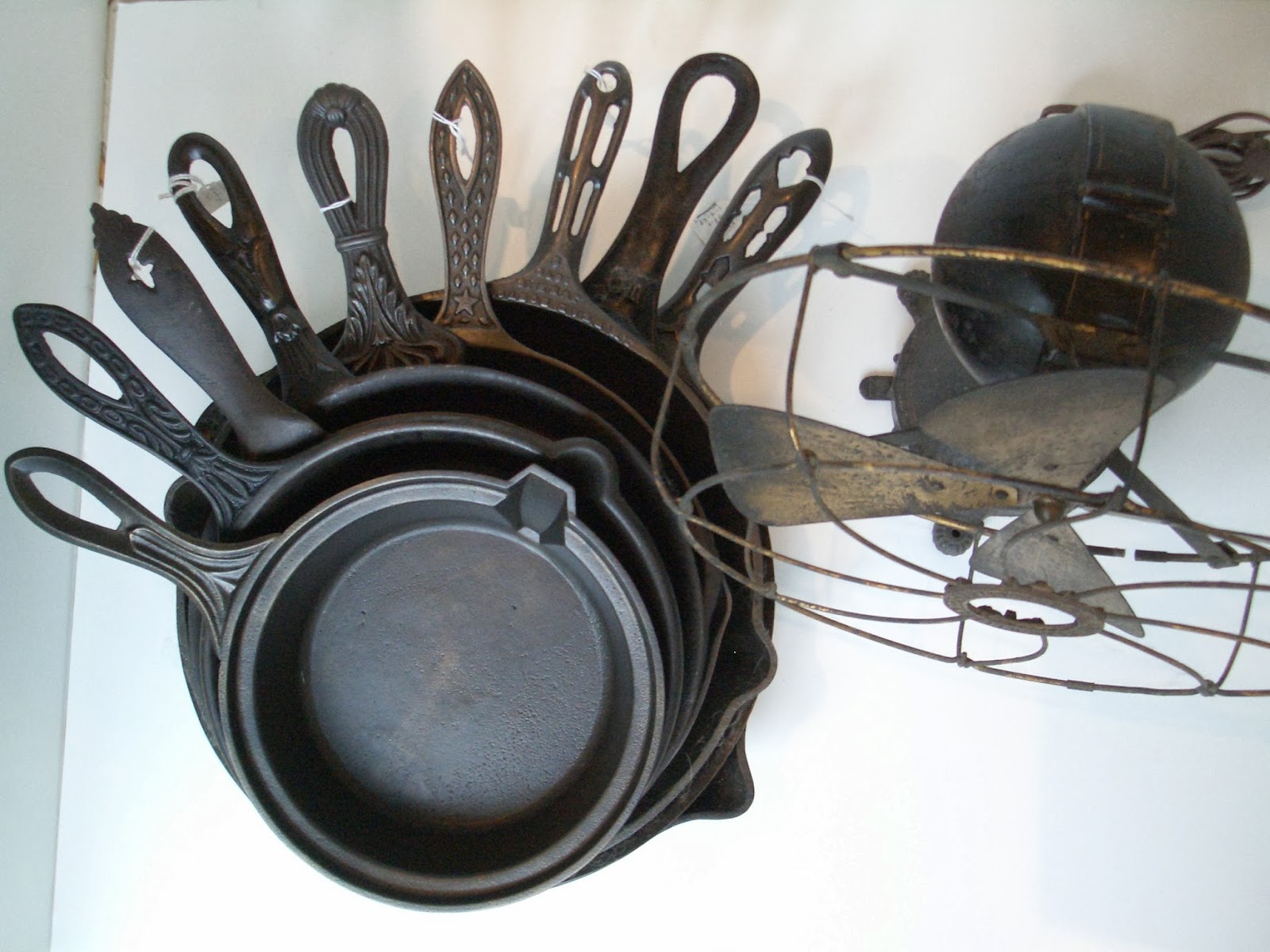 Early Cast Iron Skillets An introduction to early american cast iron