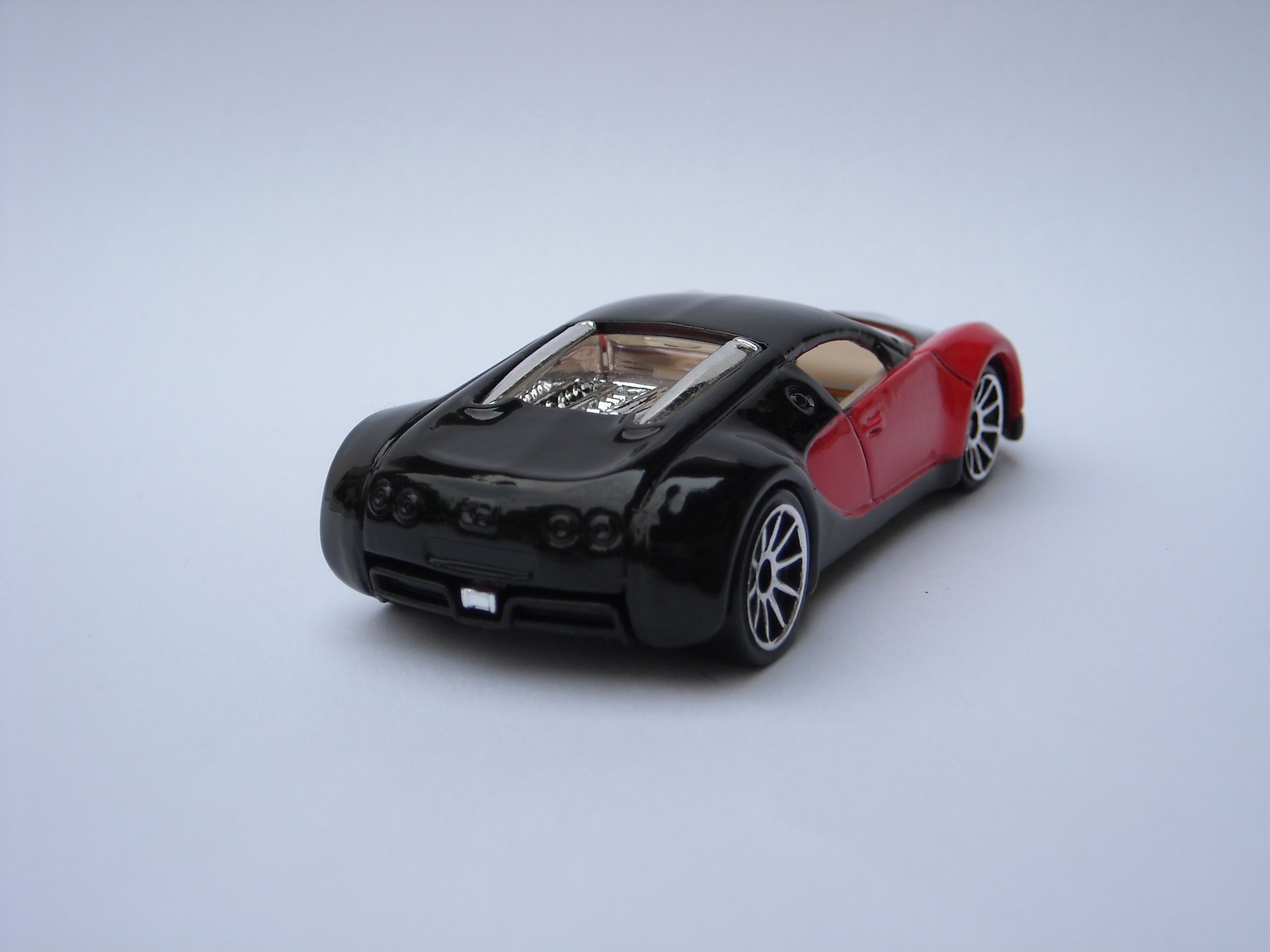 Matchbox Memories Matchboxon kívüliek Hot Wheels Bugatti Veyron