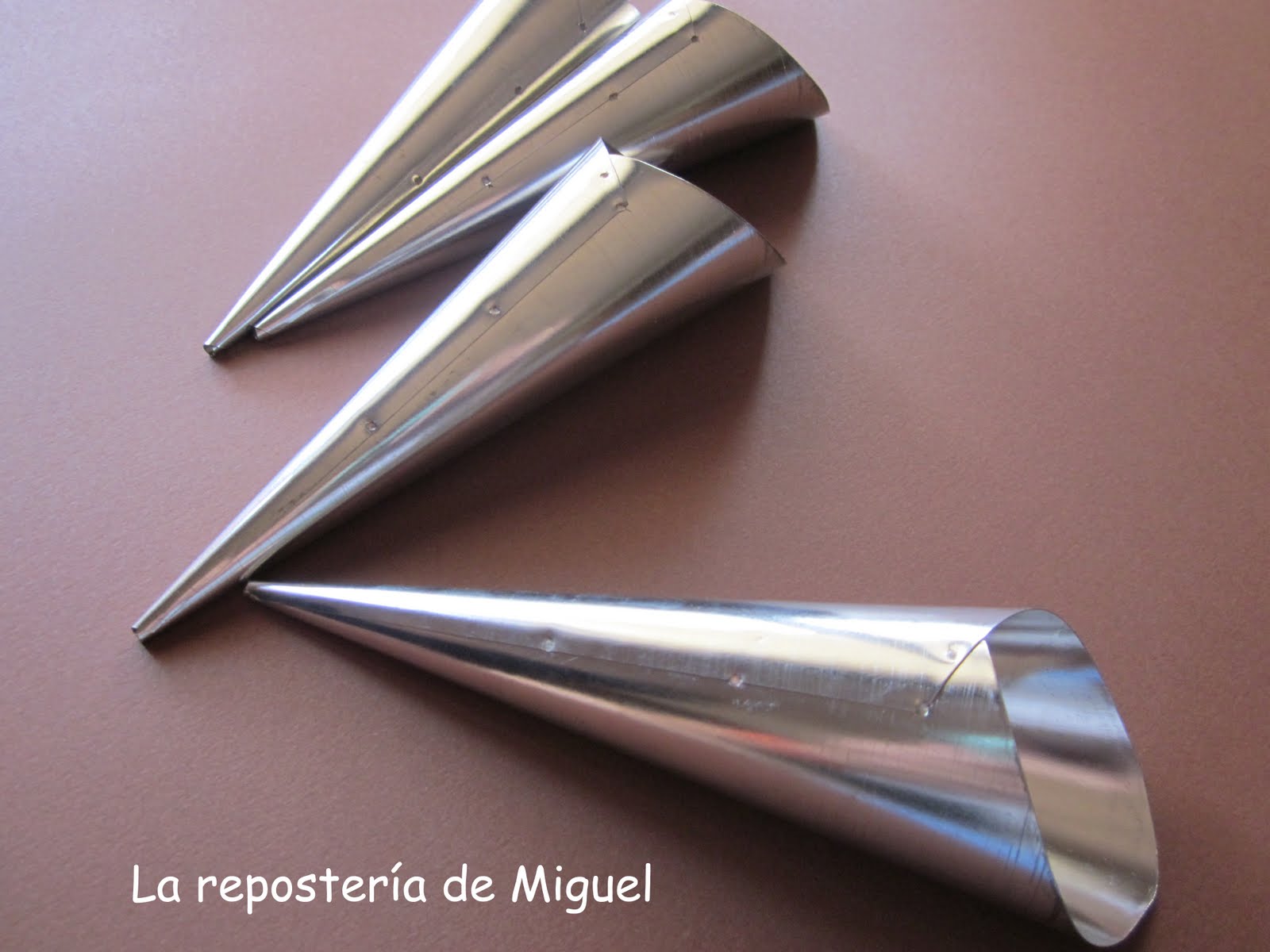 Como Se Hacen Los Cucuruchos De Papel Para Decorar Como Se Hacen Los Cucuruchos De Papel Para Decorar