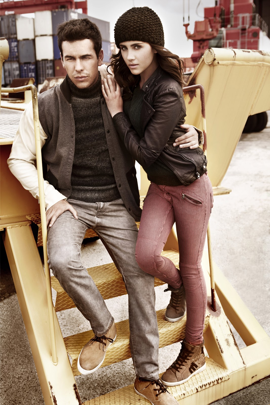 Mario casas girlfriend