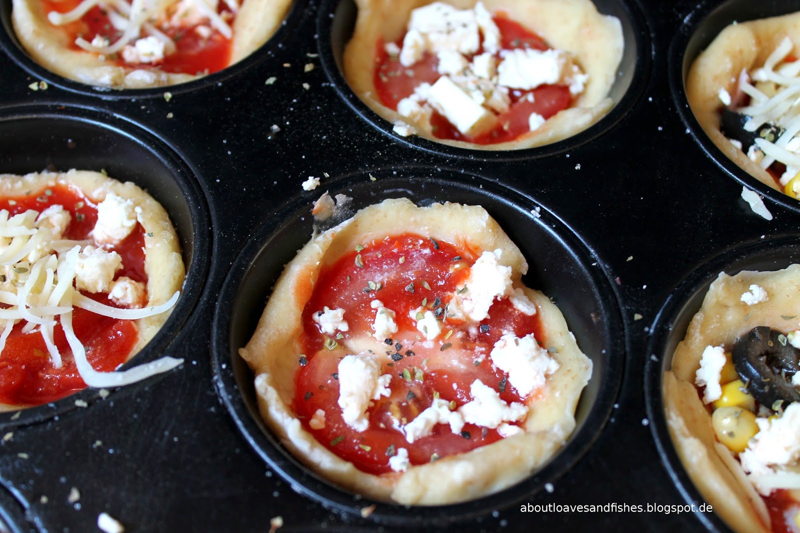 About Loaves and Fishes: Mini - Pizzen aus der Muffinform {Aufgepimpter ...