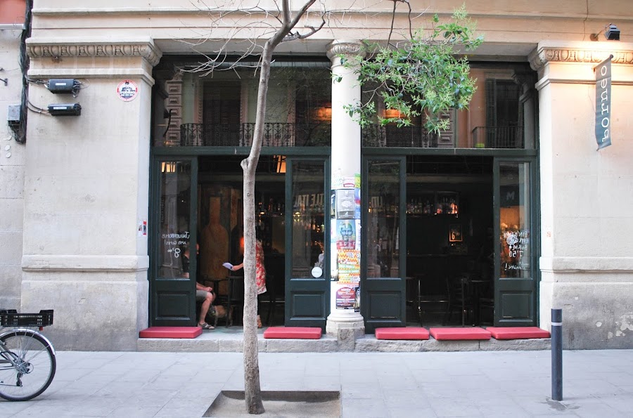 http://www.mylittlebrunch.com/2014/06/el-born-que-ver-y-donde-comer.html #barcelona #bestplacesofbarcelona