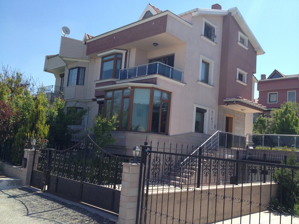 Ankara Cayyolu Satilik Villa