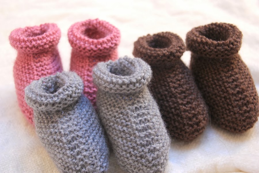 DIY Cómo hacer patucos con dos agujas (patrón patuco incluido).