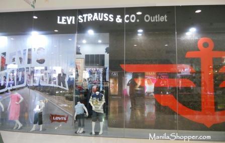 Manila Shopper: Levi's Outlet Store at Parkmall Cebu