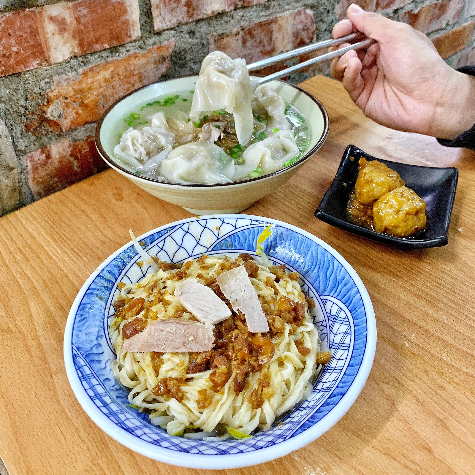 台南美食【福榮小吃-阿瑞意麵】餐點