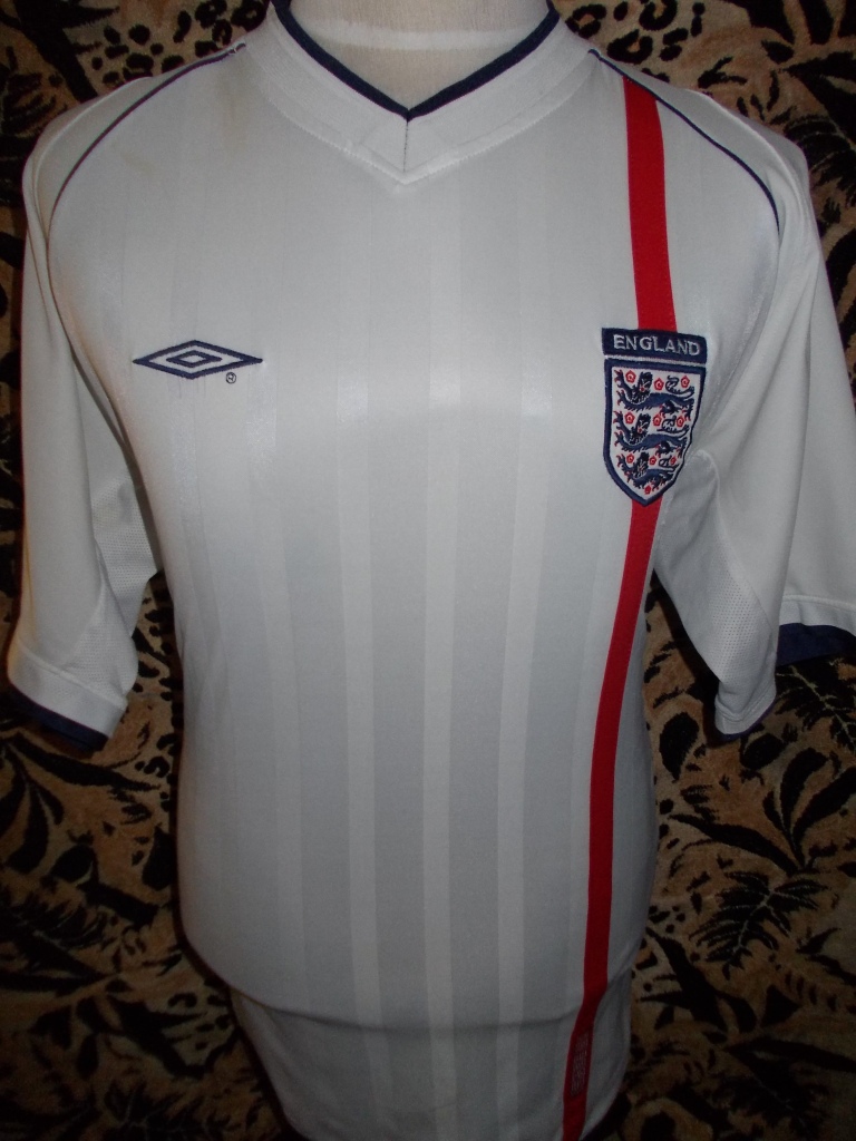 AFBUNDLE CLOTHING ASIA GLOBAL BUNDLE ENGLAND FOOTBALL JERSEY (HOME