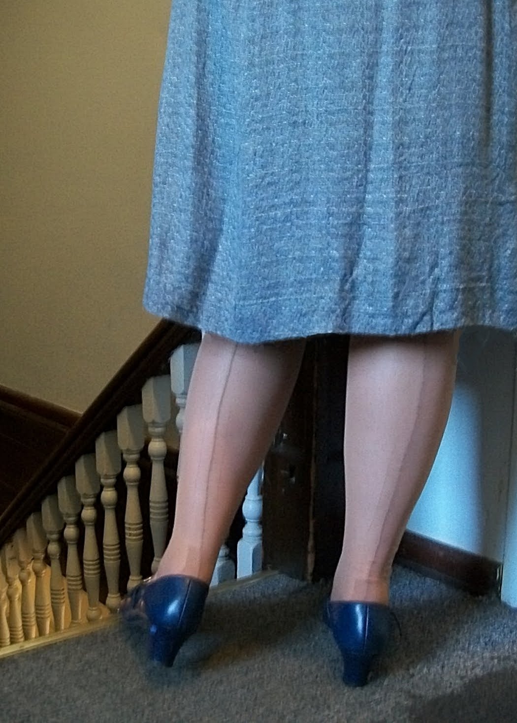 Horray for Hosiery / VaVoom Vintage Vintage Fashion, Hair Tutorials