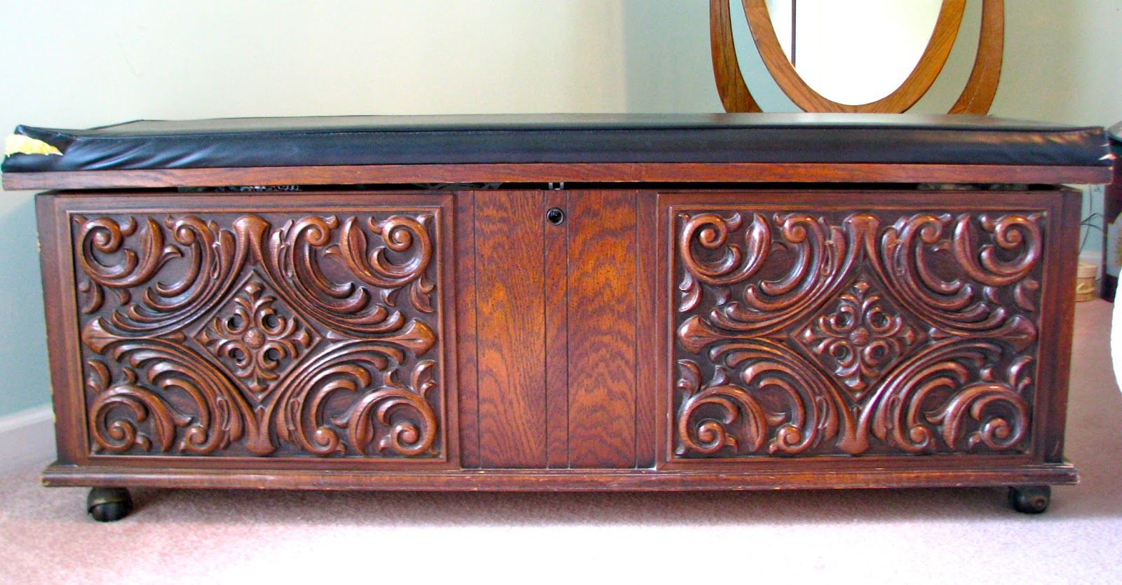 HomeMadeville Your Place for HomeMade Inspiration How to Reupholster