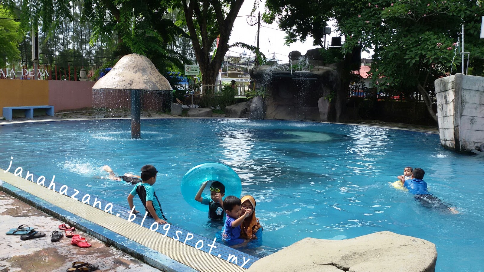 Main air di Splash Water Park Kota Bharu Jana Hazana