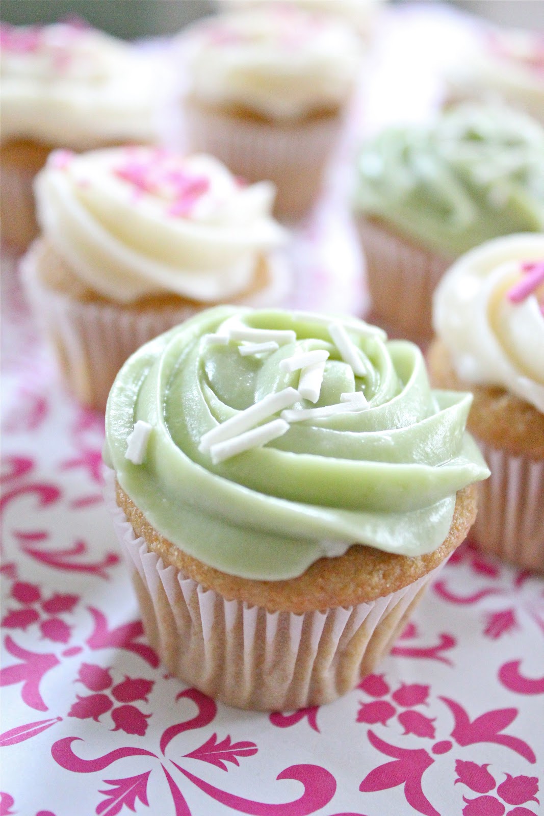healthier mini vanilla cupcakes | Eat Good 4 Life