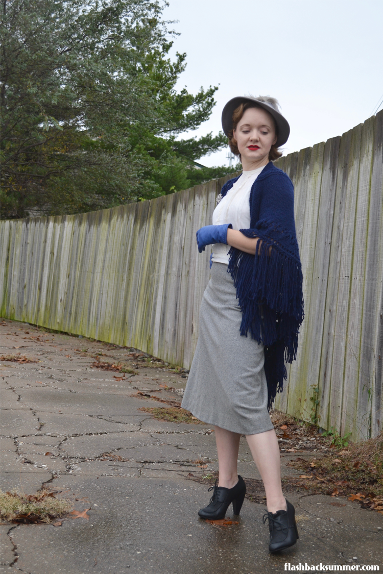 Flashback Summer: Healing in Autumn - vintage shawl warm outfit