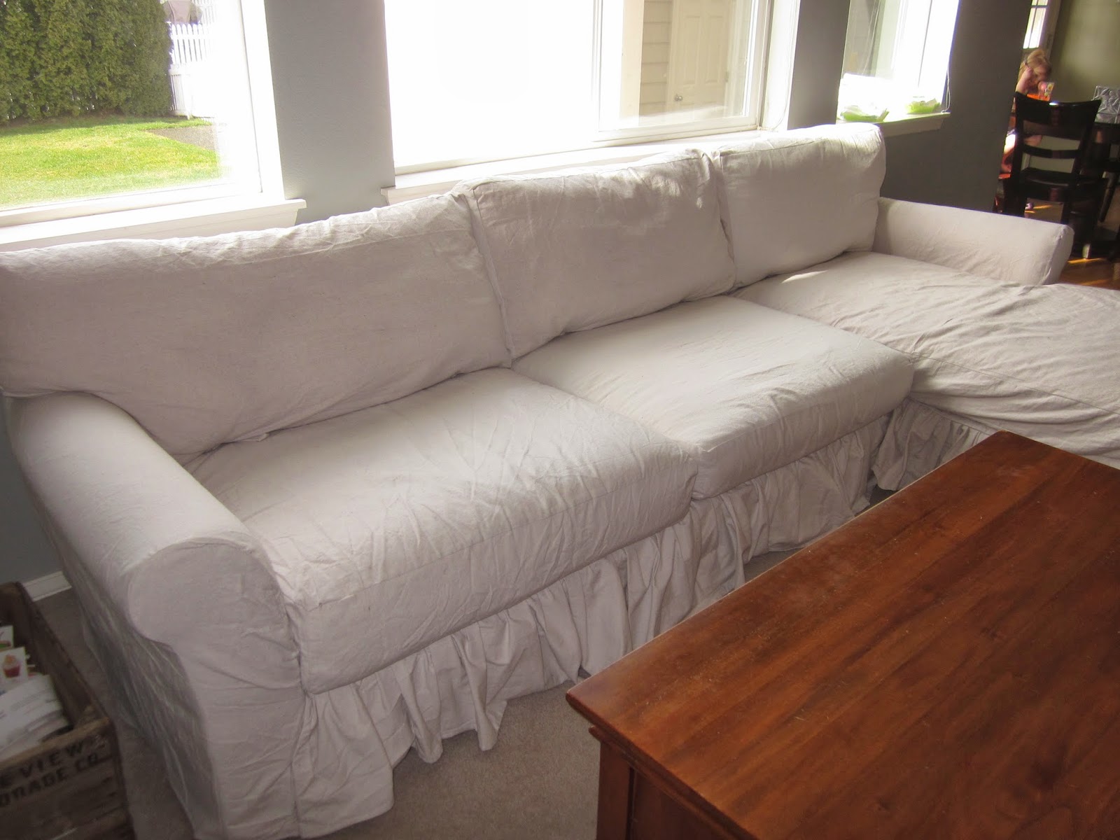Queen B Creates DIY Sectional Slipcover