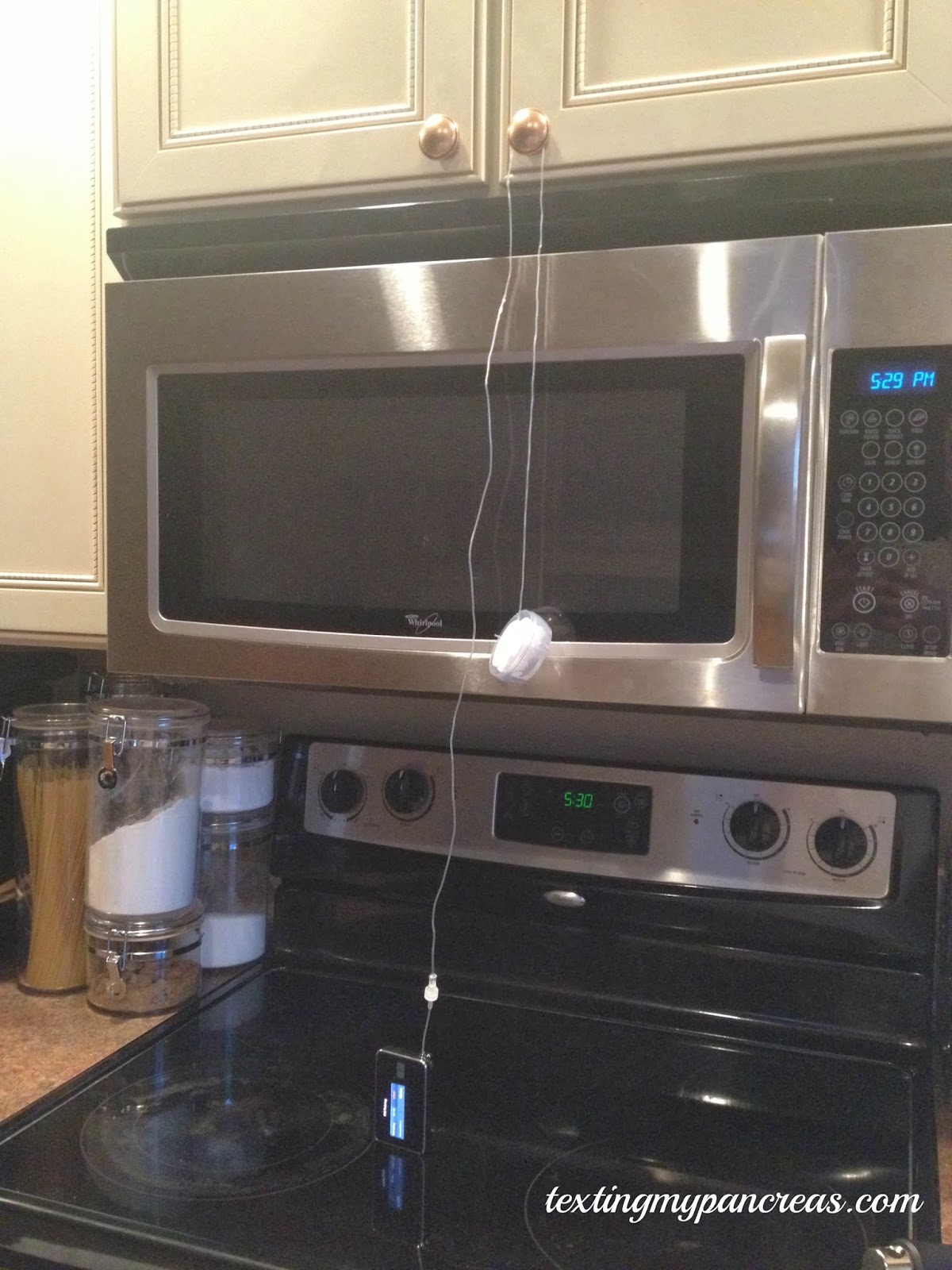 Texting My Pancreas: Review: Tandem t:slim Insulin Pump.