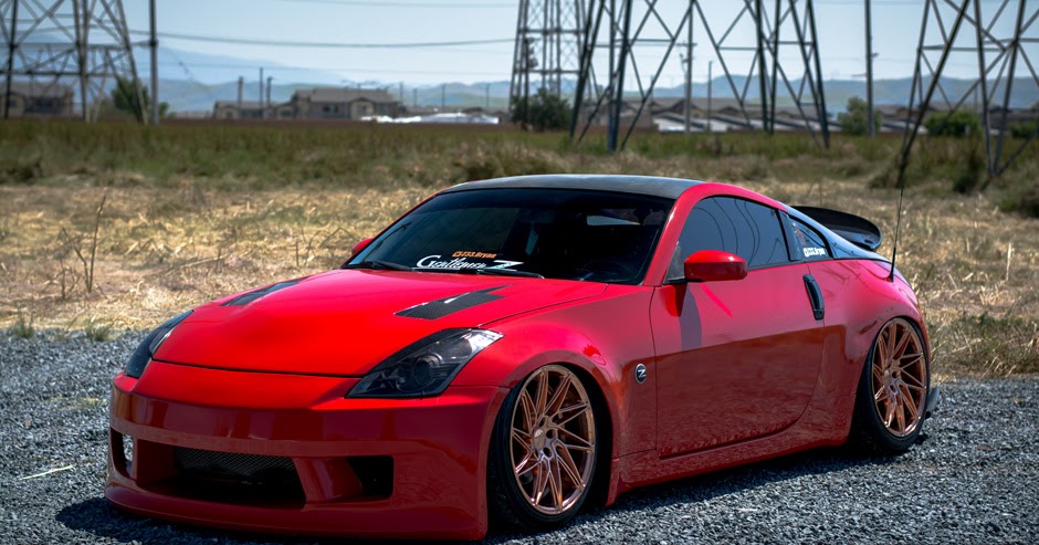 Ниссан 350z красный
