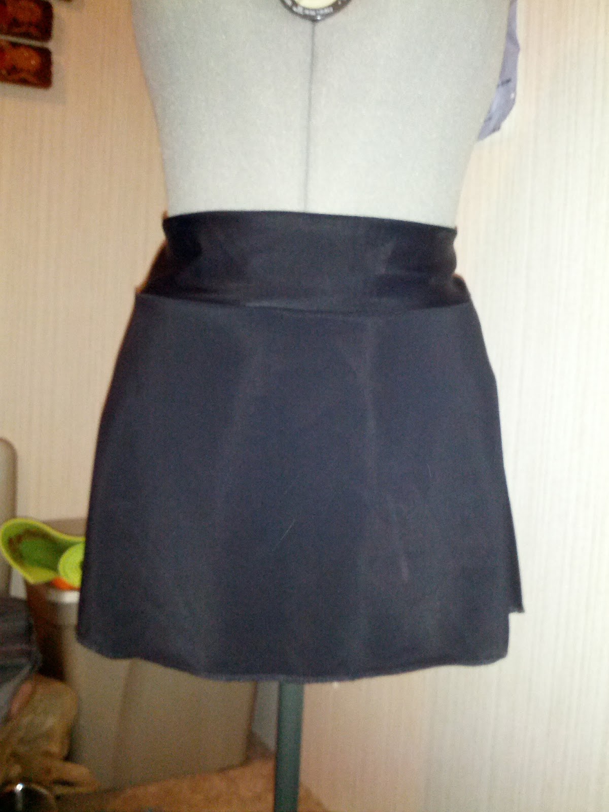 Sew Charming by Becky: Running skirt with pocket