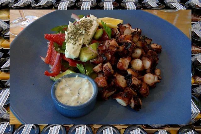 Long weekend in Hobart: Eat chargrilled Octopus at Blue Eye