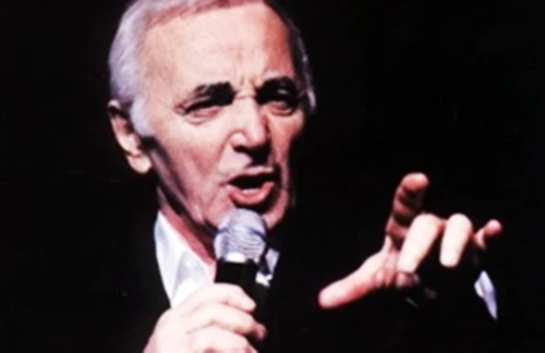 Charles Aznavour - Y Por Tanto
