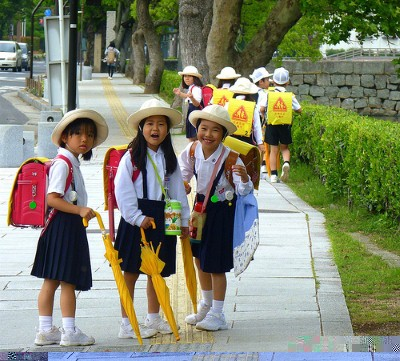 DeeInform Foto foto Seragam  Pelajar Jepang Mulai Dari SD  
