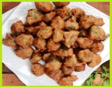 उबले आलू कुटू पकौड़ी रेसिपी - Kotu Aata Pkodee Recipe in Hindi उबले आलू कुटू पकौड़ी रेसिपी - Kotu Aata Pkodee Recipe in Hindi