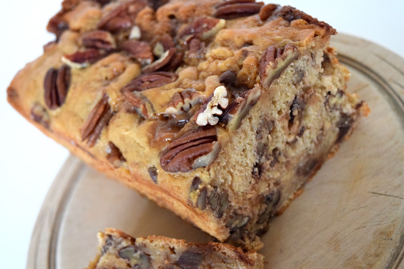 Banana and Pecan Fudge Loaf