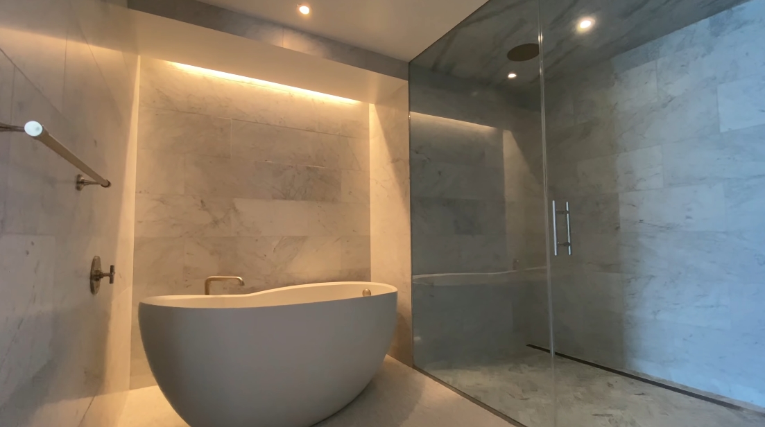 Tour 90 Fuman St. #1010, Brooklyn Luxury Penthouse vs. 42 Interior Design Photos