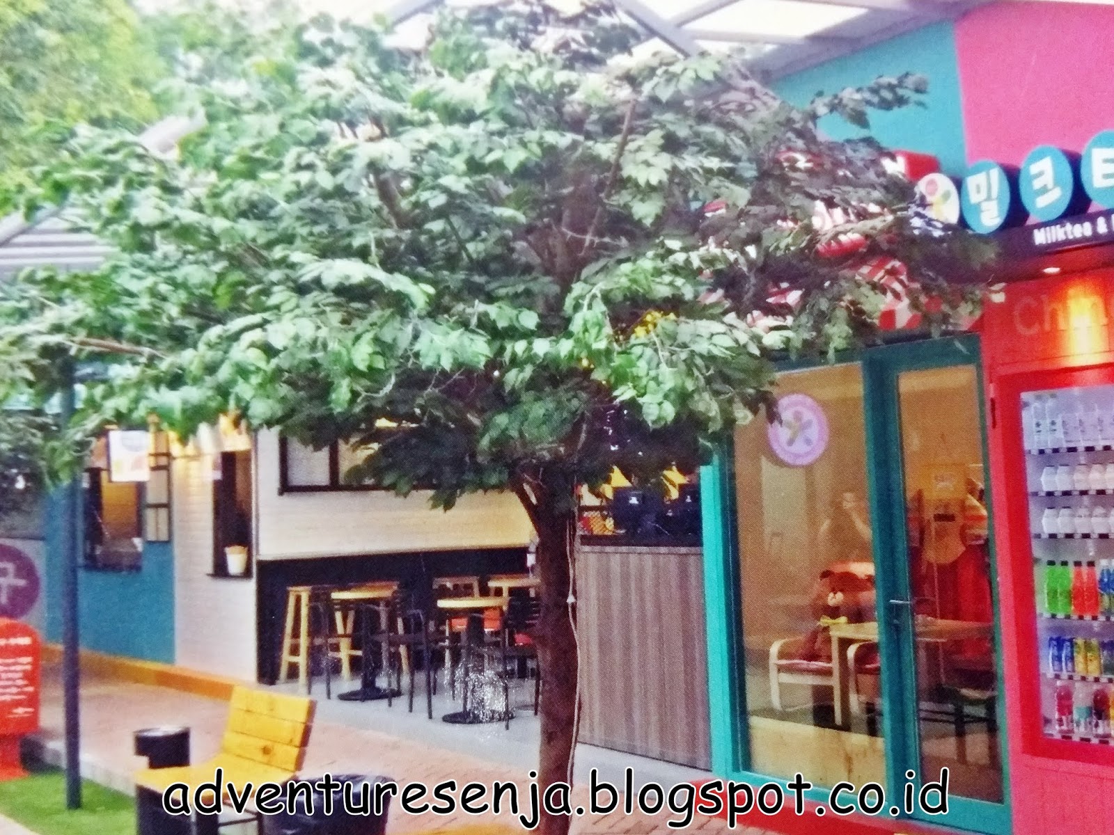 Chingu Korean Fan Cafe, Nikmati Suasana Cafe Korea di Bandung