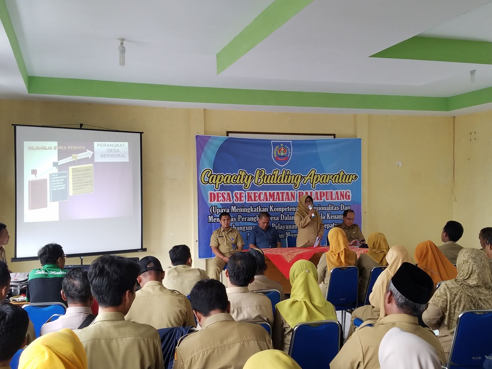 Pemdes Pagerwangi Ikuti Pelatihan Peningkatan Aparatur