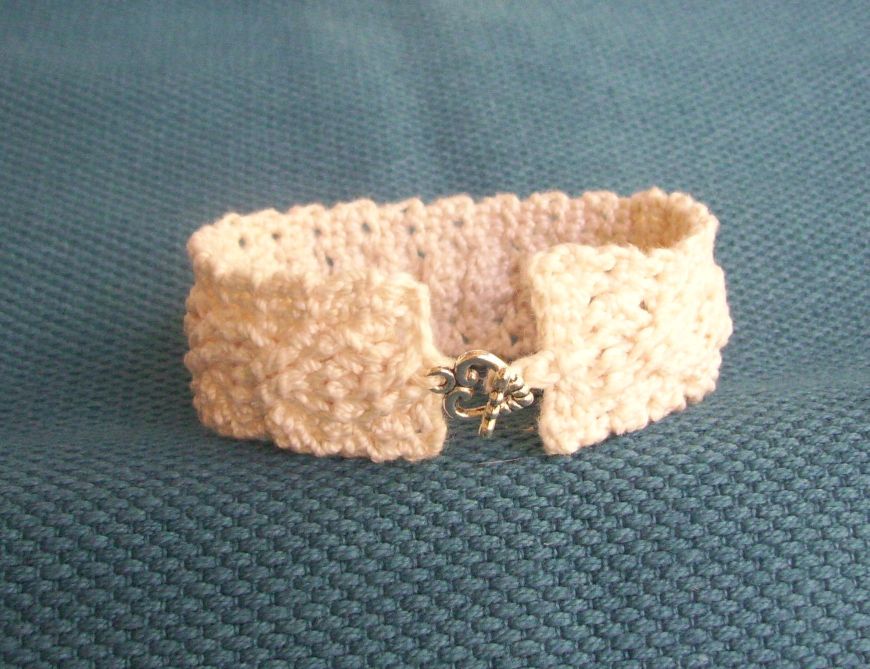 CrochetDad Ramblings Crocheted Cables Bracelet/Cuff