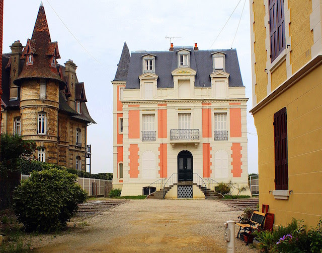 Beautiful mansion on the beach in Trouville