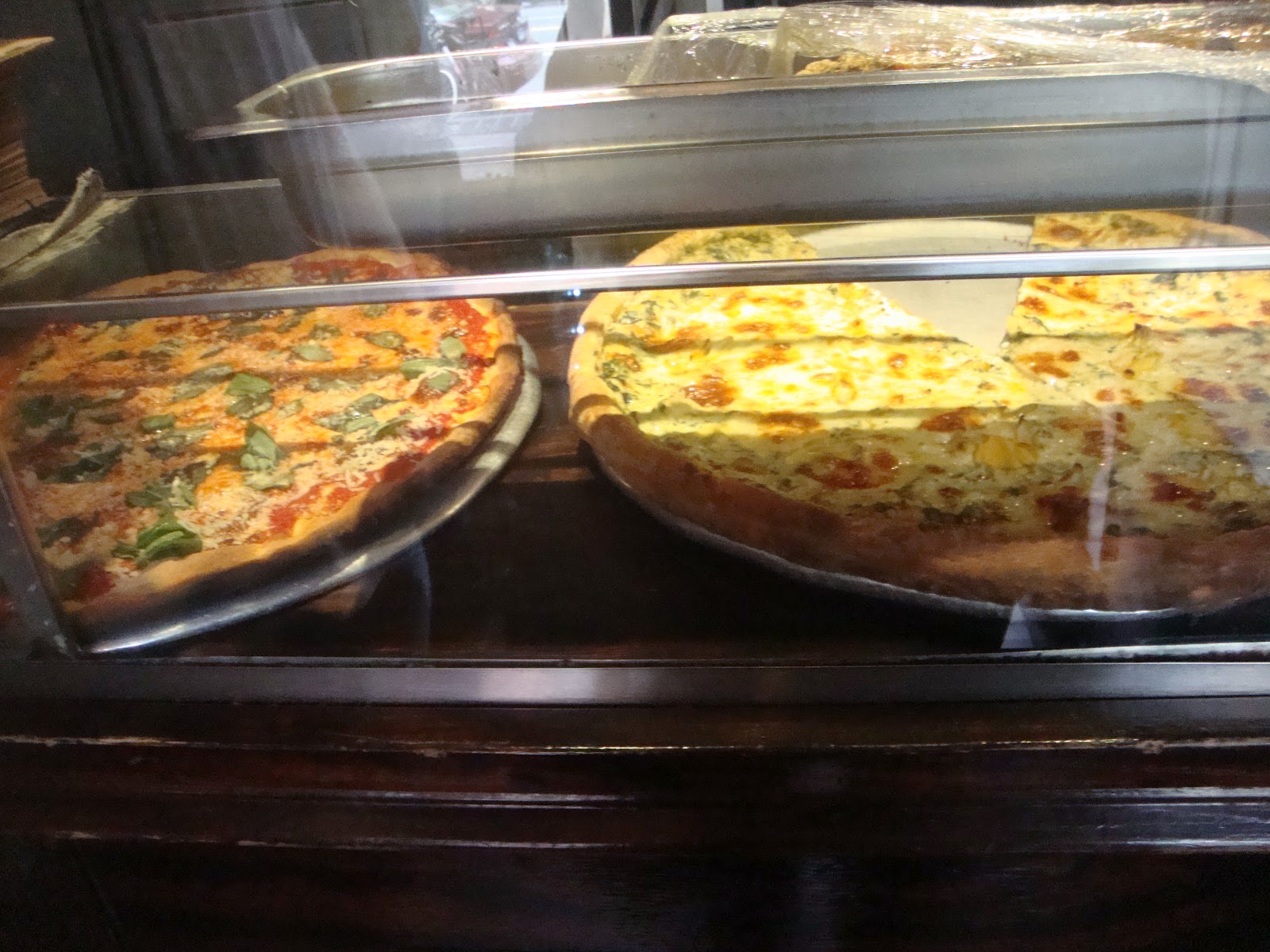 Learning Knowledge to Make Pizza “Brooklyn Pizza Tour” at Artichoke