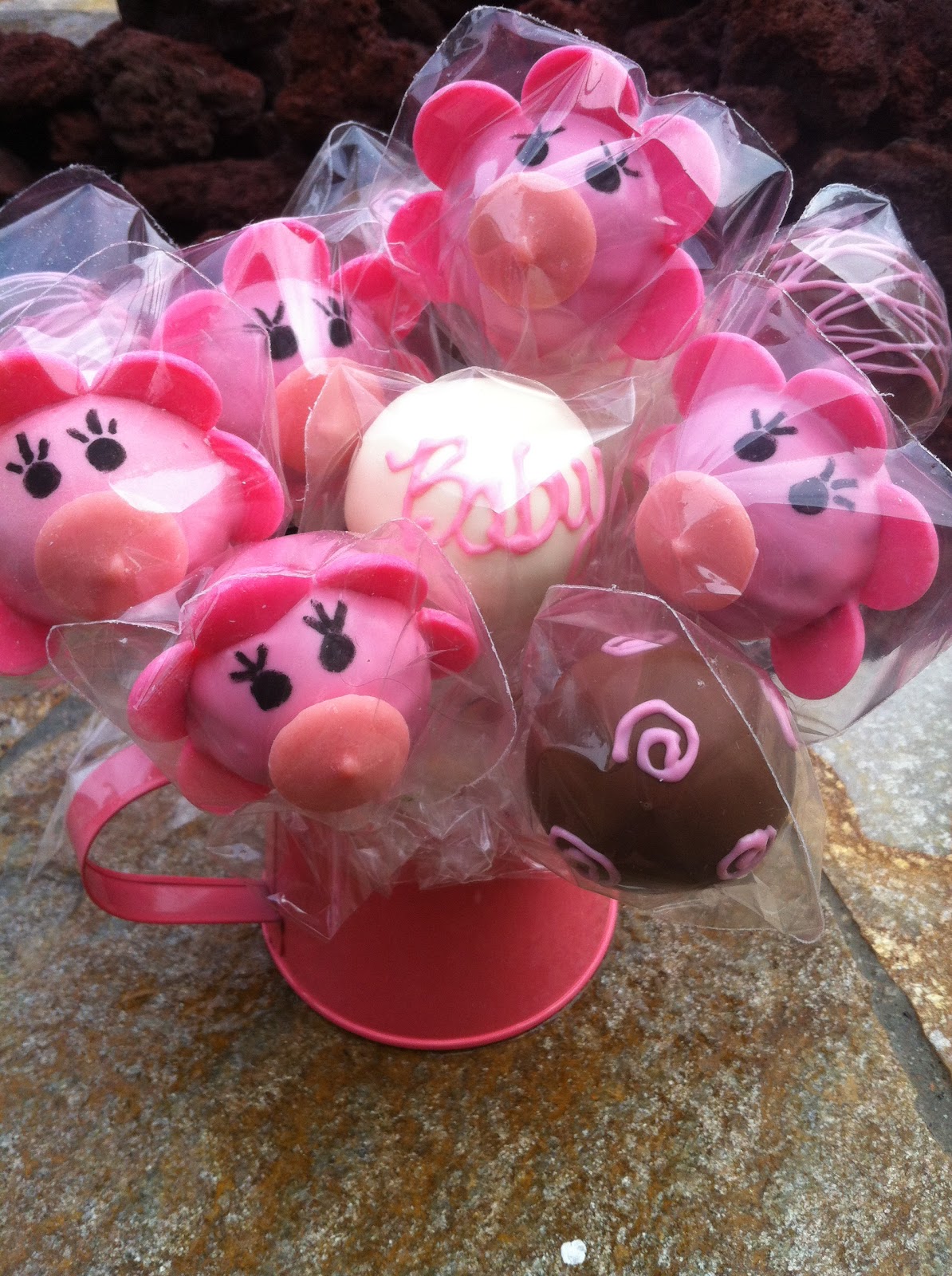 Cake Pop Queens Pink Baby Cake Pops