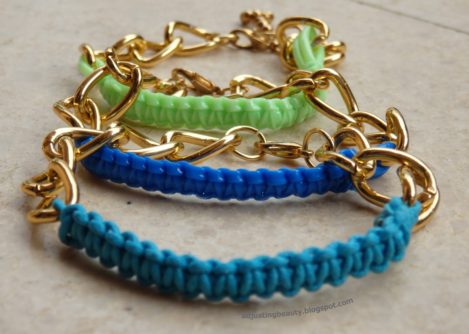 DIY: Cobra braid bracelets - Adjusting Beauty