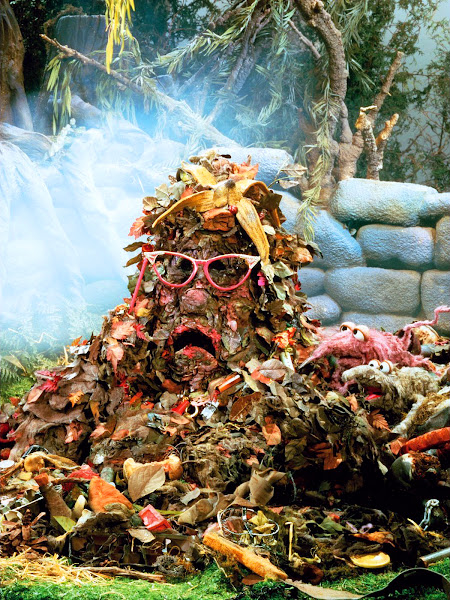 https://3.bp.blogspot.com/-ms_Ot_EnfZo/TkCIvENEs8I/AAAAAAAAEnQ/tukLSNfeemU/s600/Trash_heap.jpg