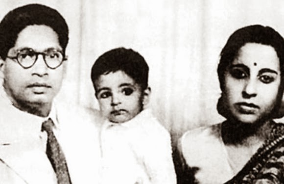 childhood rare photos of amitabh bachchan