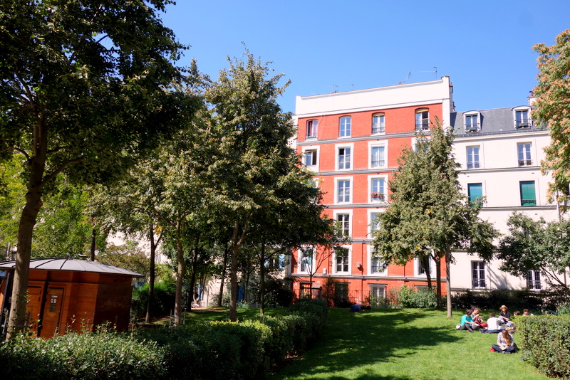 Paris Impasse des DeuxNéthes, venelle villageoise au passé sulfureux