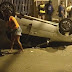 Veículo colide em carro estacionado e capota no centro de Santo Antônio de Jesus