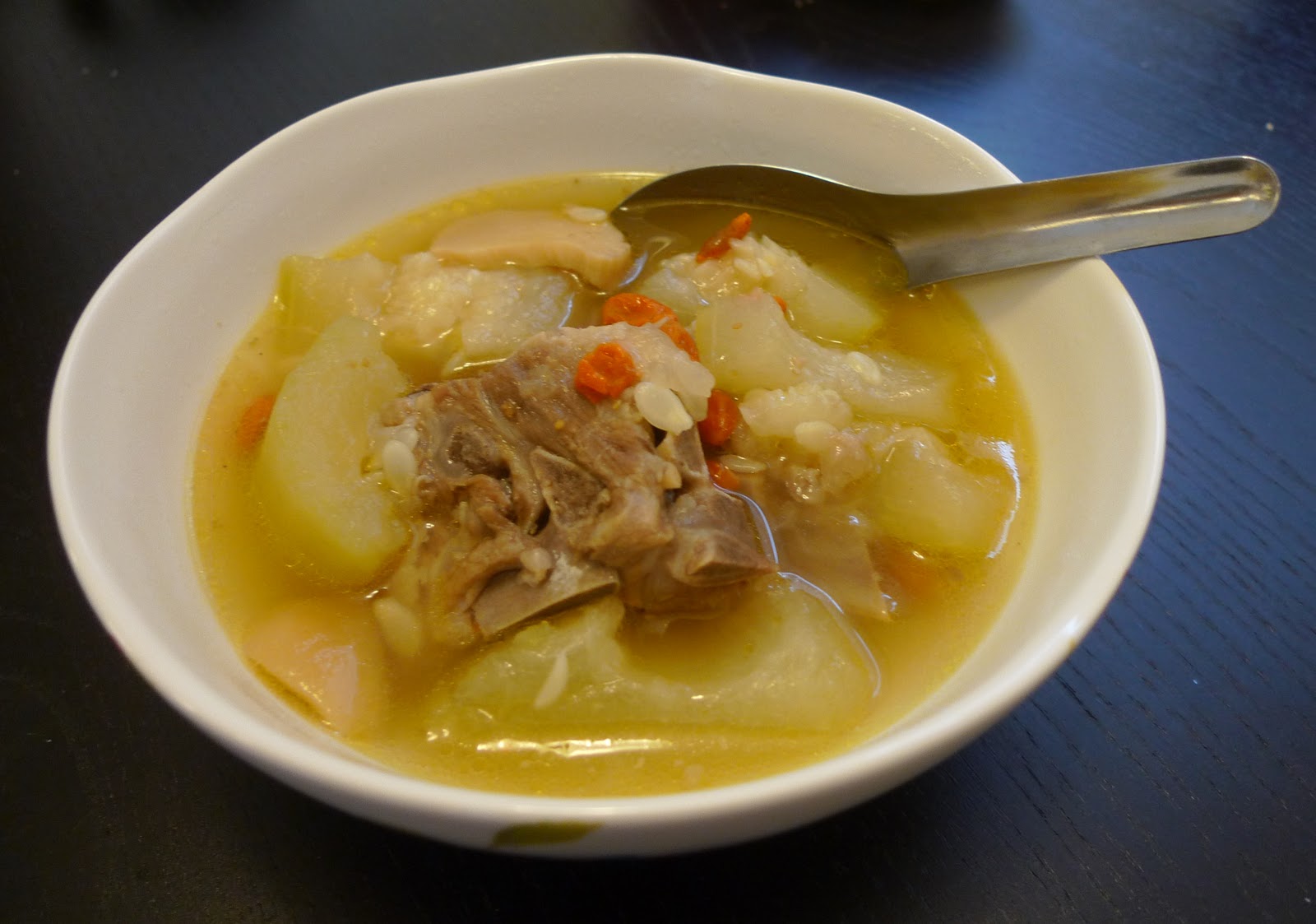 KitchenVamp Pork Bone Soup with Fuzzy Gourd & King Oyster Mushroom