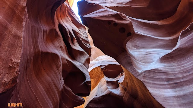 Stunningly Beautiful Antelope Canyon Wallpaper by Py Pai