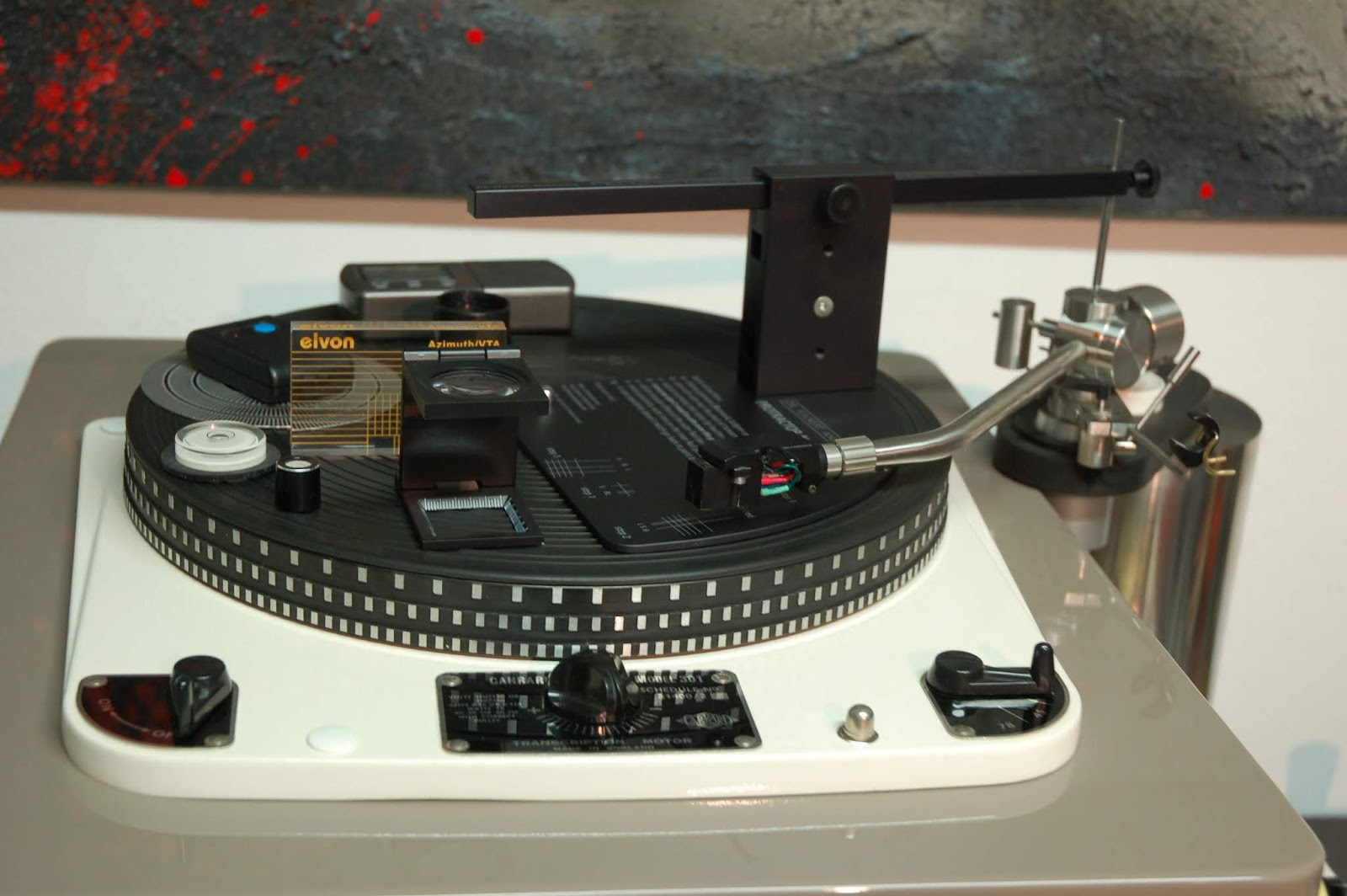 Absolute Sound by Douglas Chau Espresso machine